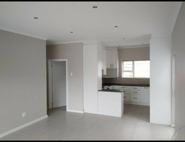 2 BEDROOM TOWNHOUSE RENTED IN FAIRVIEW